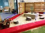 indoor sandpit with pallets via let the children&nbsp;play
