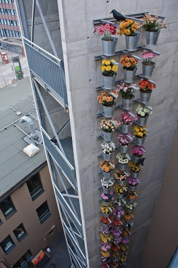 vertical garden via urban gdns