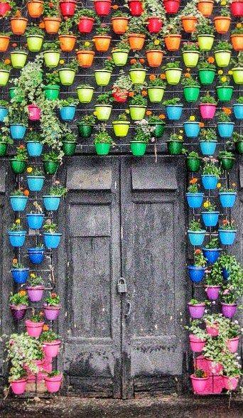 wall pots russia