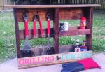 1001pallets.com-grilling-shelf-out-of-pallet-wood-600×414